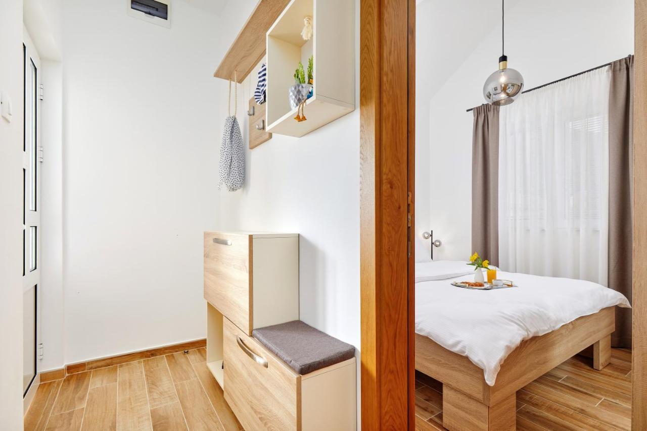 42° North Apartments 蒂瓦特 外观 照片